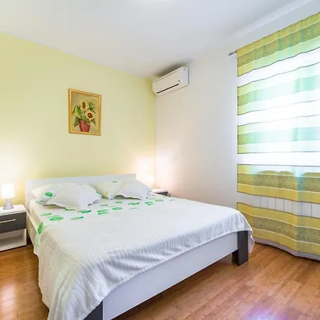 Apartman House Sunset Zvekovica