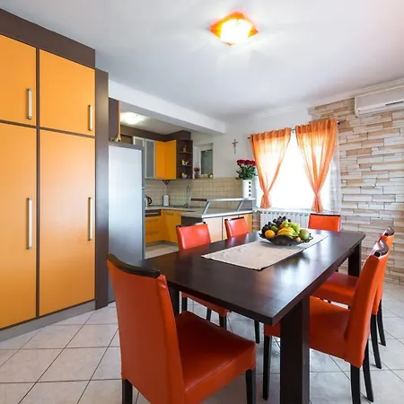 House Sunset Apartman