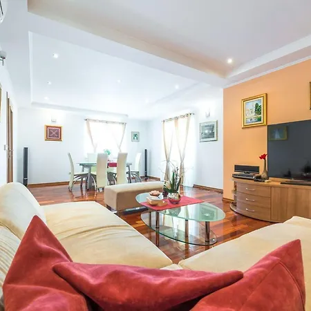 House Sunset Apartment Zvekovica
