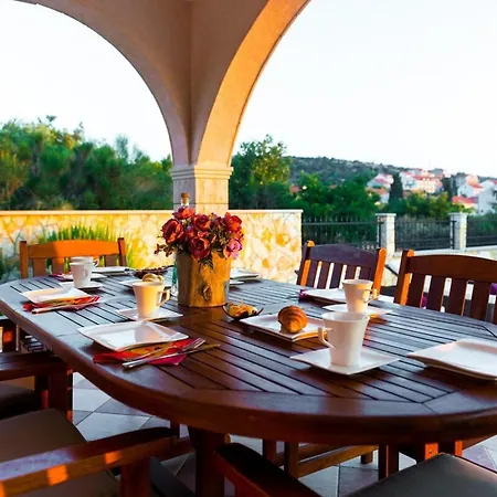 House Sunset Apartment *